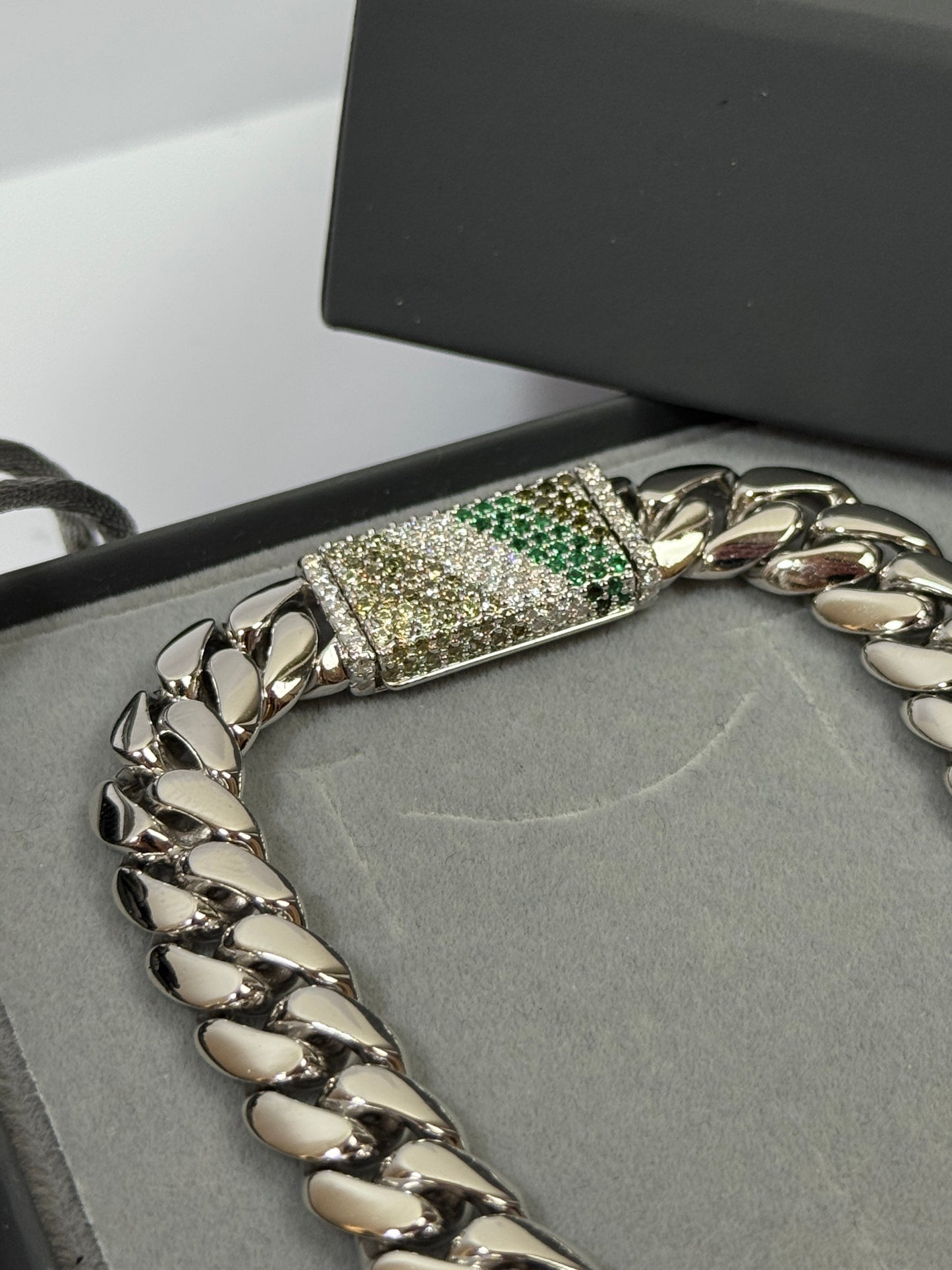 Miami Cuban Bracelet "Earth Green"